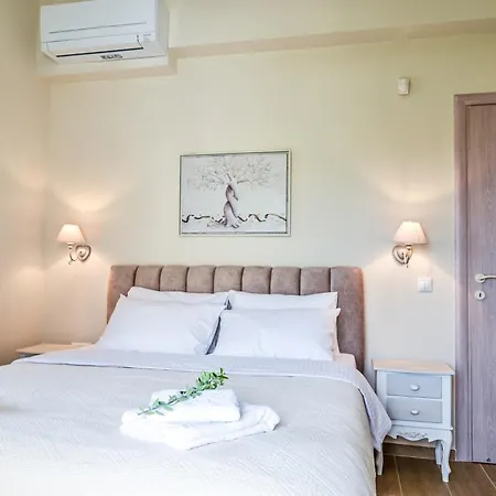 Efmar Exclusive Residences Gythio Room photo